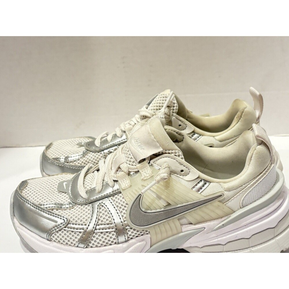 Size 7.5 - Nike V2K Run Metallic Silver W